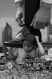 Naik Pajak Tanah 1000%: Dari Warisan Jadi Kutukan, dari Sawah Jadi Swalayan